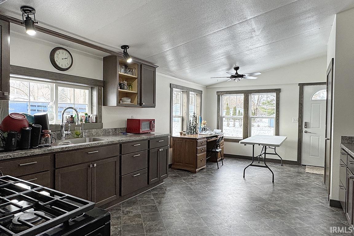 14483 County Road 8 Middlebury IN 46540