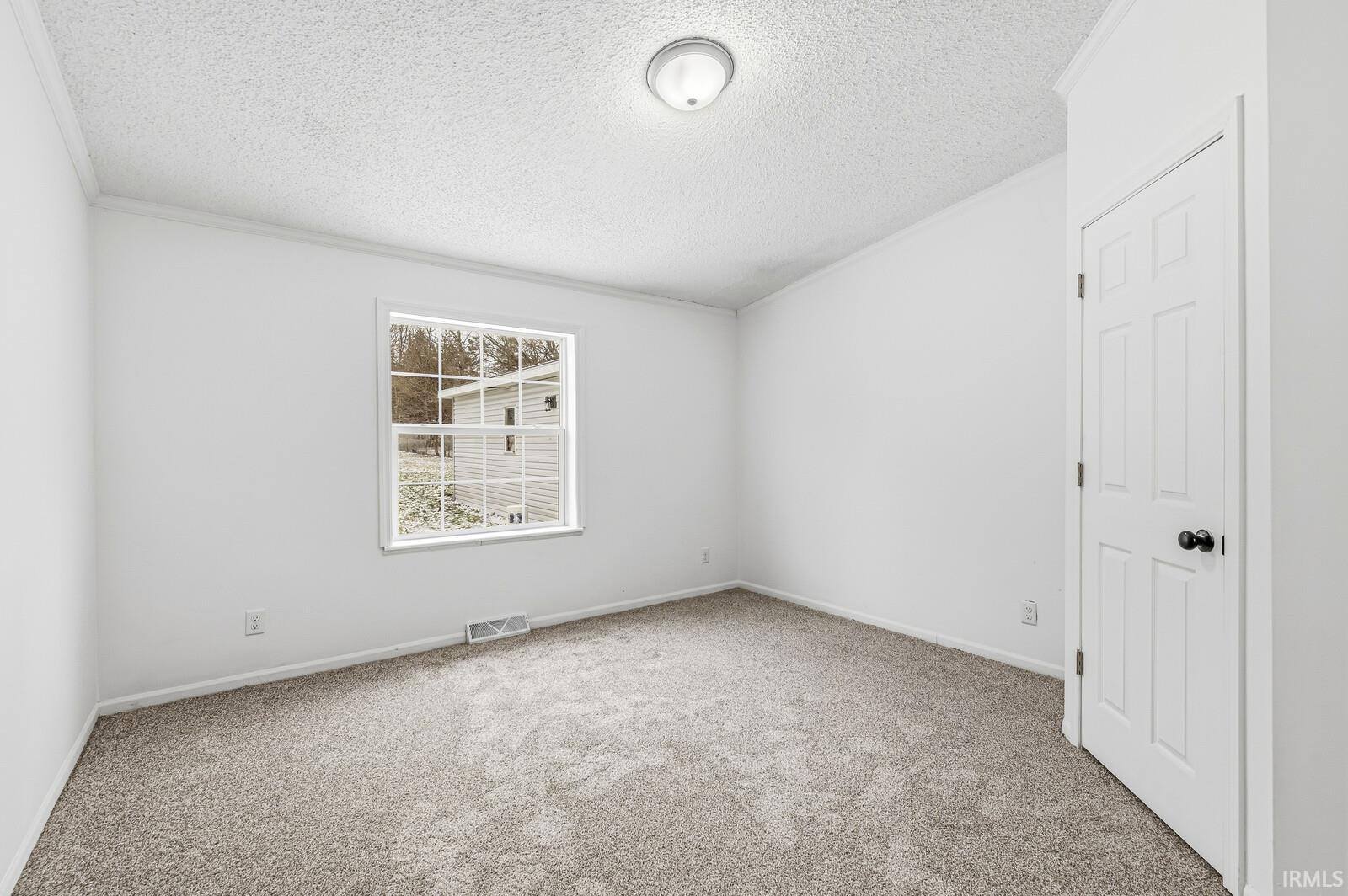 1628 S Spring Street Mishawaka IN 46544