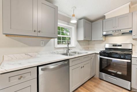 8875 E 710 N Fremont IN 46737