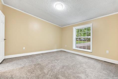 8875 E 710 N Fremont IN 46737