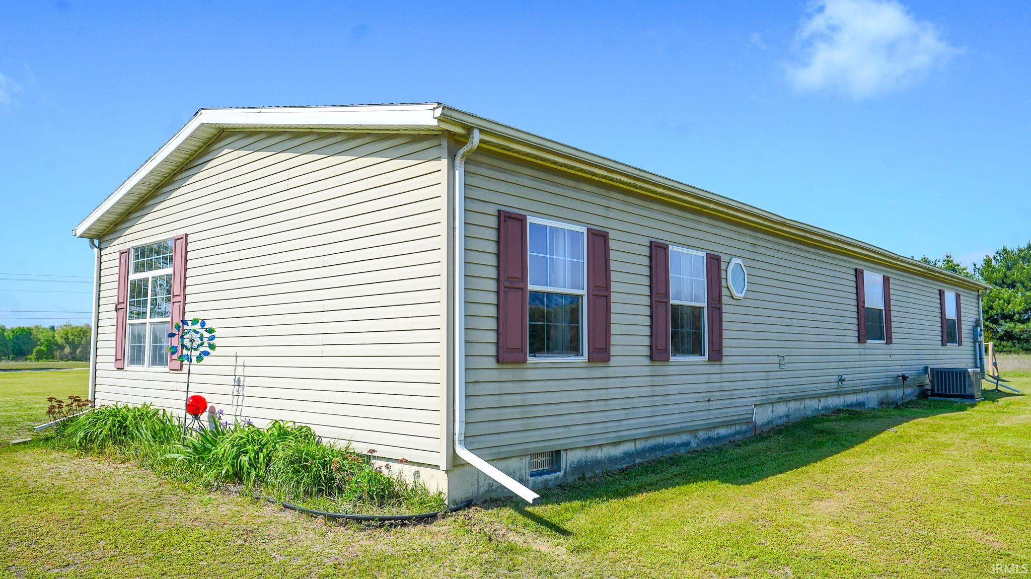 2090 W 800 S North Judson IN 46366
