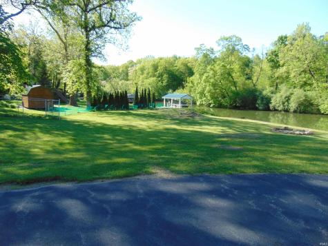 3662 E Lake Rd 28w Avenue Monticello IN 47960