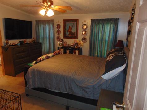 3662 E Lake Rd 28w Avenue Monticello IN 47960