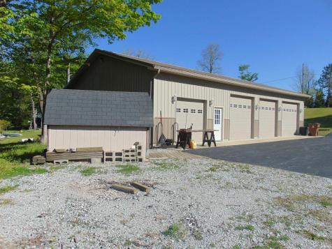 3662 E Lake Rd 28w Avenue Monticello IN 47960