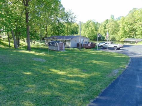 3662 E Lake Rd 28w Avenue Monticello IN 47960