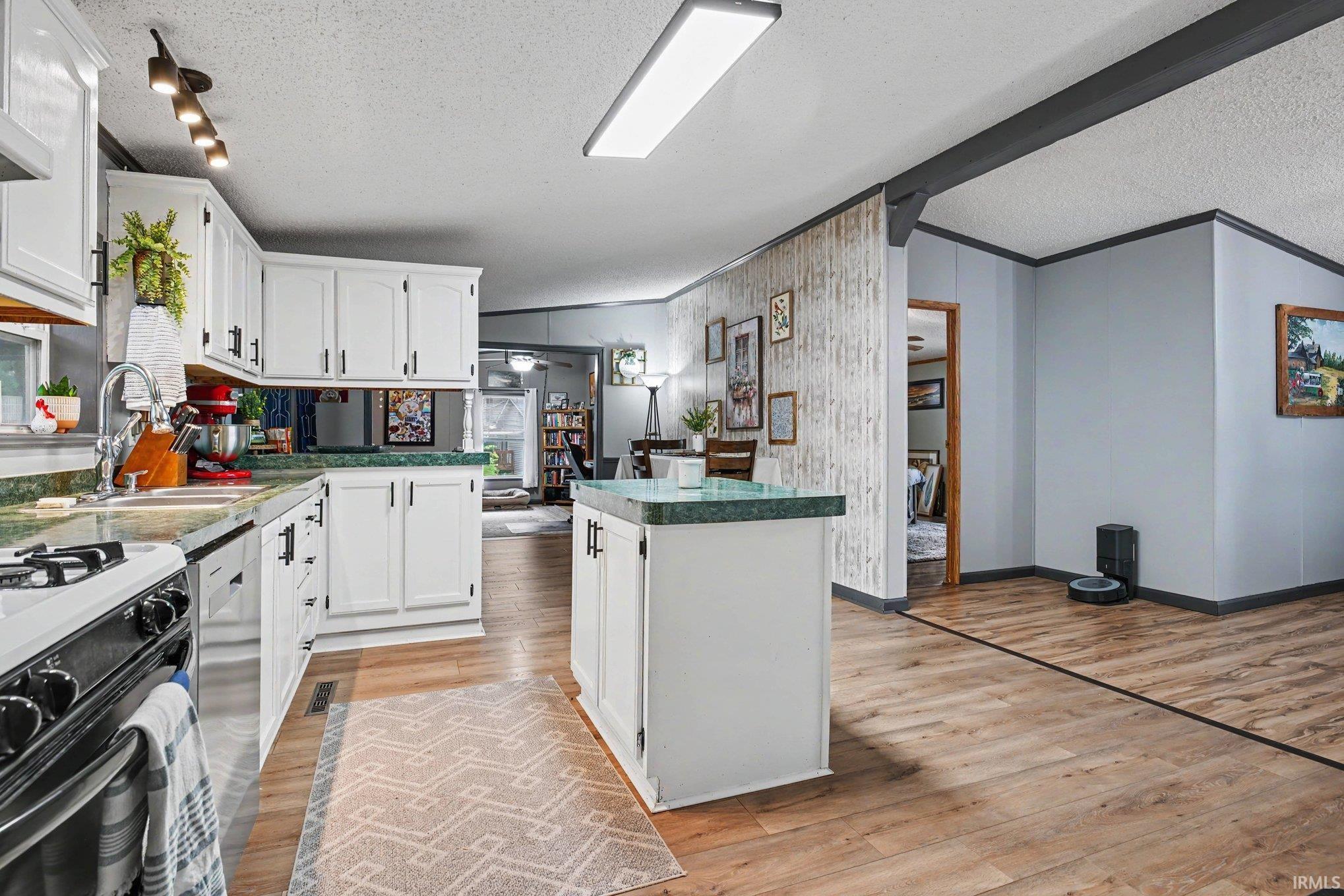 2656 E Evergreen Drive Warsaw IN 46582