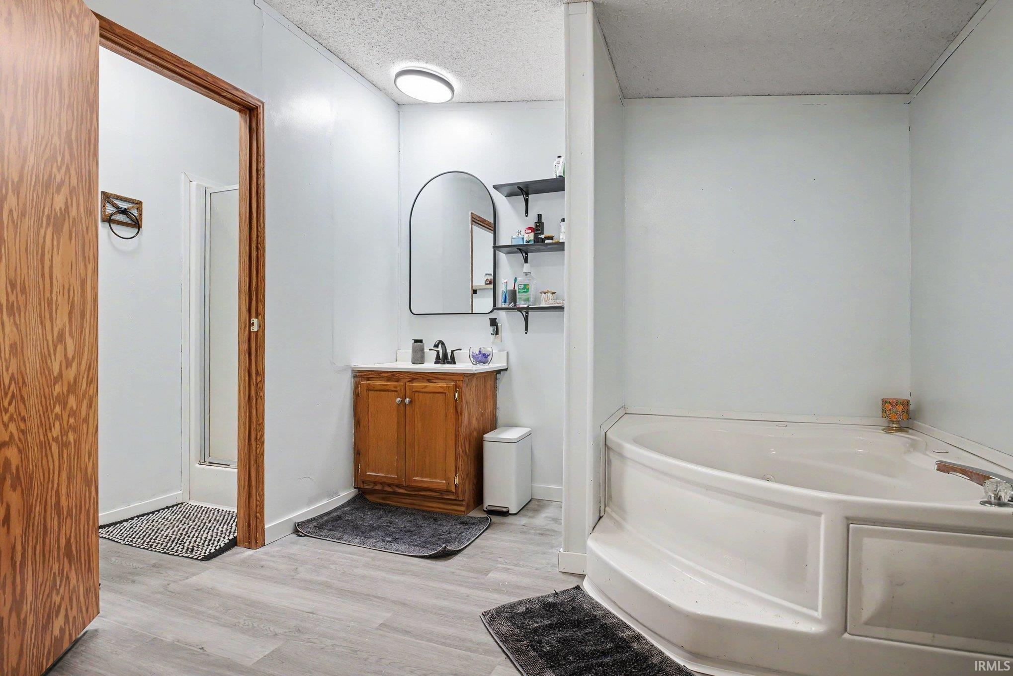 2656 E Evergreen Drive Warsaw IN 46582