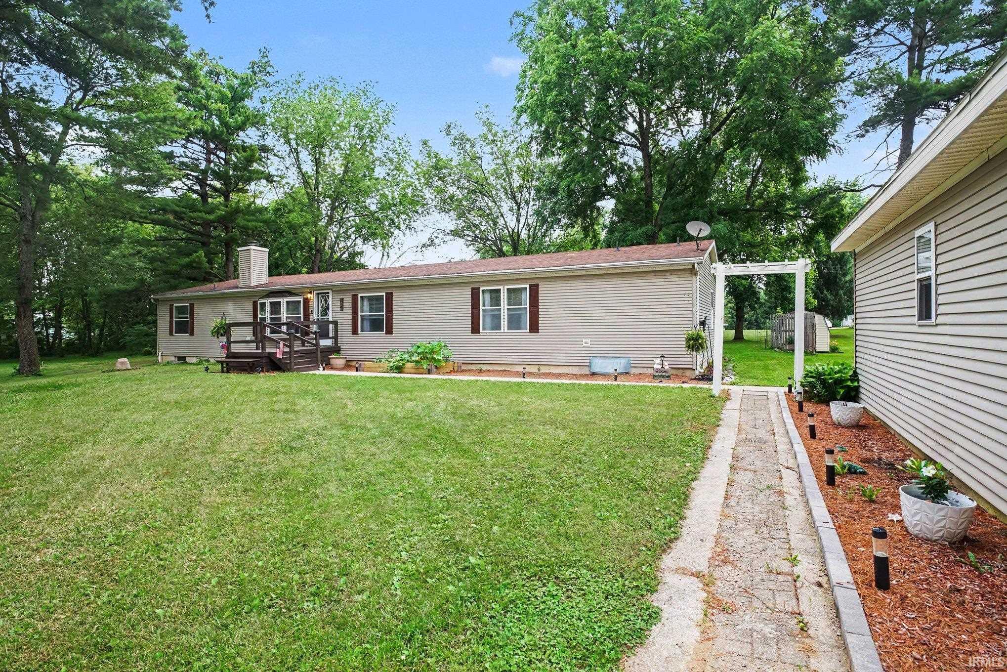 2656 E Evergreen Drive Warsaw IN 46582