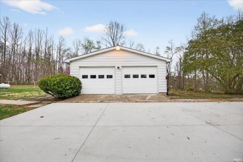 745 Vinegar Hill Road Bedford IN 47421