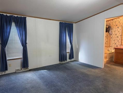 5752 Tunnelton Road Bedford IN 47421