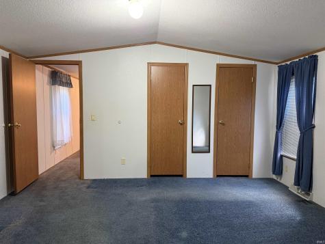 5752 Tunnelton Road Bedford IN 47421
