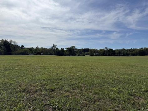 5752 Tunnelton Road Bedford IN 47421