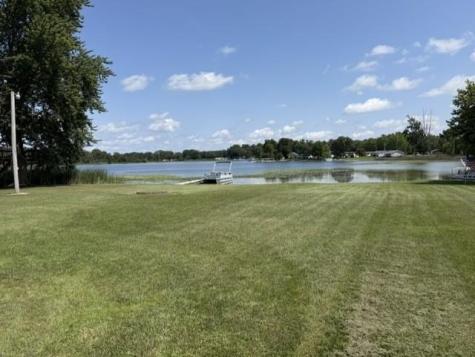 315 Ln 301 Barton Lake Fremont IN 46737