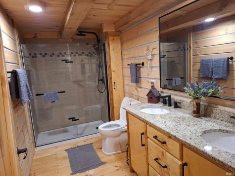 12403 E Hobbieville Road Springville IN 47462