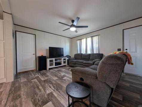 11729 E John Street Bicknell IN 47512
