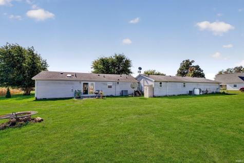 8264 W 600 Road Tipton IN 46072