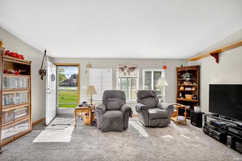 8264 W 600 Road Tipton IN 46072