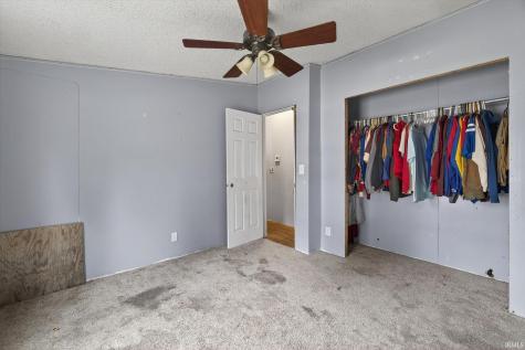 41 S Mc Cammon Street Sullivan IN 47882