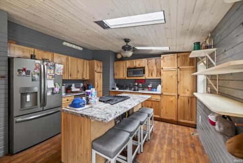 41 S Mc Cammon Street Sullivan IN 47882