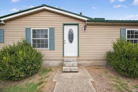 41 S Mc Cammon Street Sullivan IN 47882