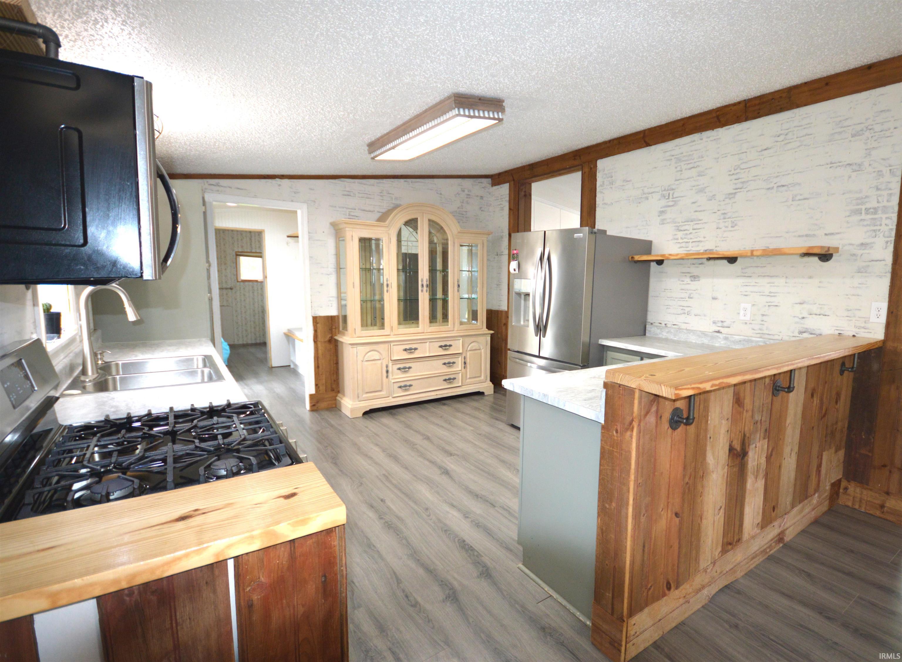 8552 E Sr 4 Highway Walkerton IN 46574