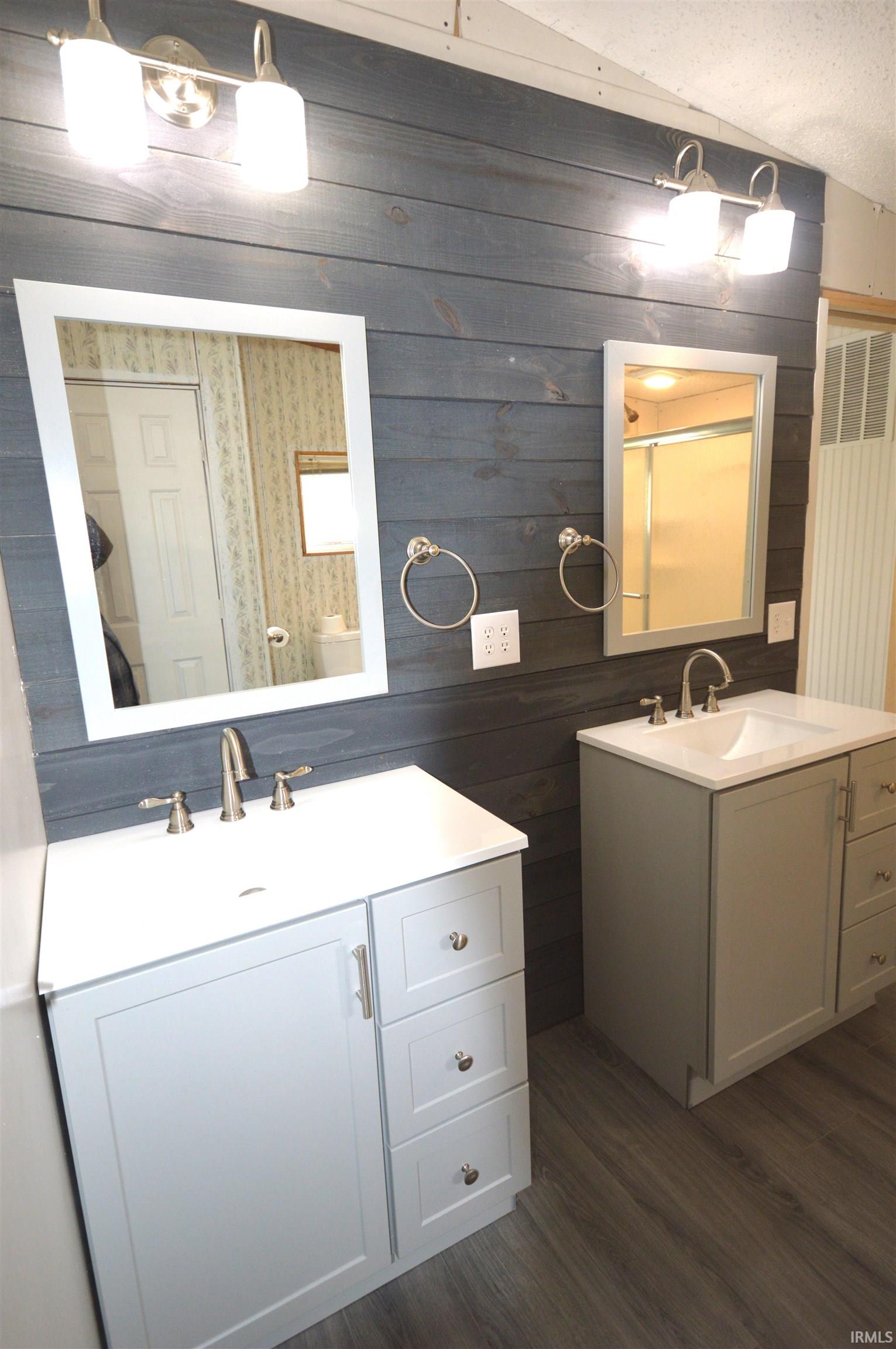 8552 E Sr 4 Highway Walkerton IN 46574