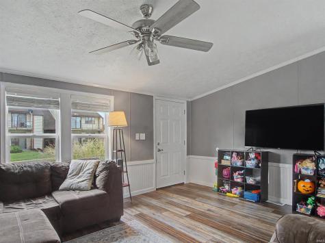 305 Queen Street Loogootee IN 47553