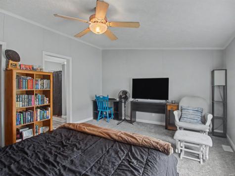 305 Queen Street Loogootee IN 47553