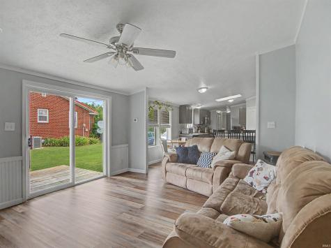 305 Queen Street Loogootee IN 47553