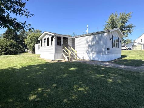 80 SE 11th Street Linton IN 47441