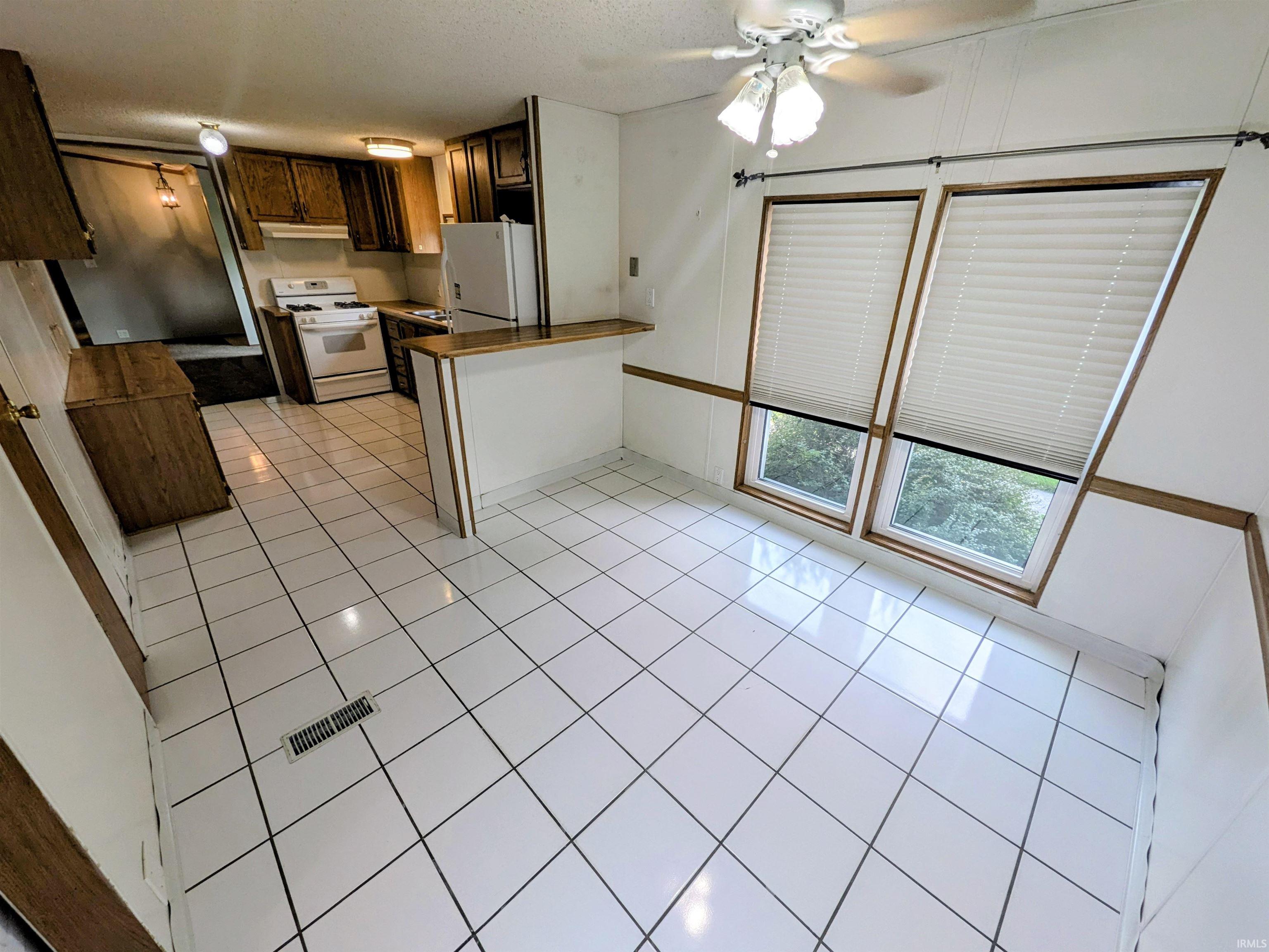 16954 Adams Road Granger IN 46530