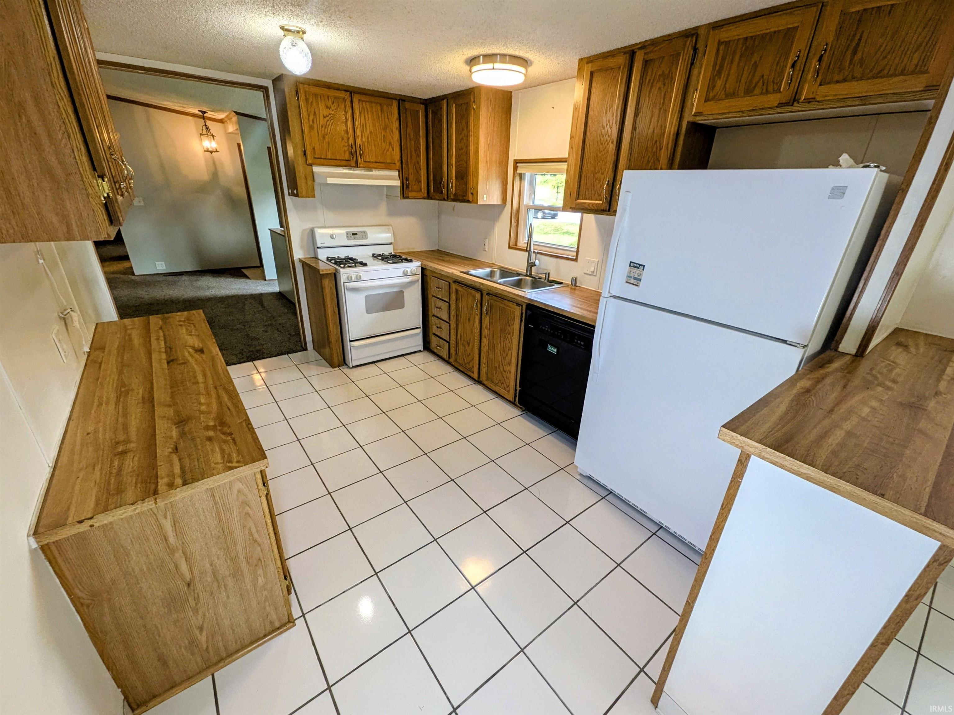 16954 Adams Road Granger IN 46530