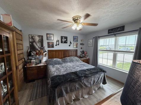 11360 S 1000 E Road Galveston IN 46932