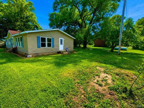 1532 North Springs Street Attica IN 47918