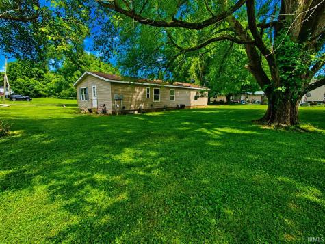 1532 North Springs Street Attica IN 47918