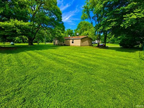 1532 North Springs Street Attica IN 47918