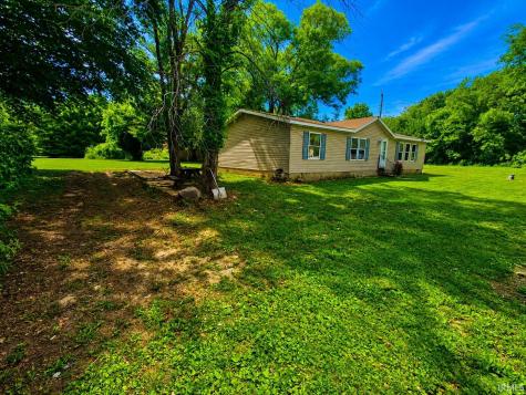 1532 North Springs Street Attica IN 47918
