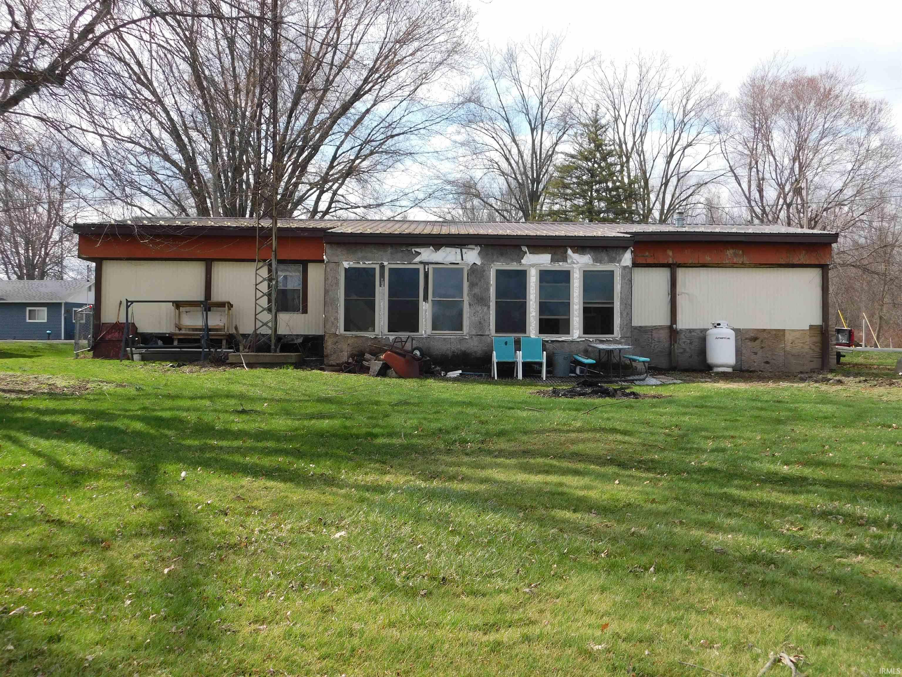 5799 N Lake Shore Drive Macy IN 46951
