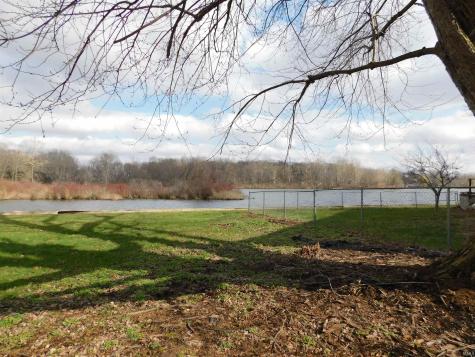 5799 N Lake Shore Drive Macy IN 46951