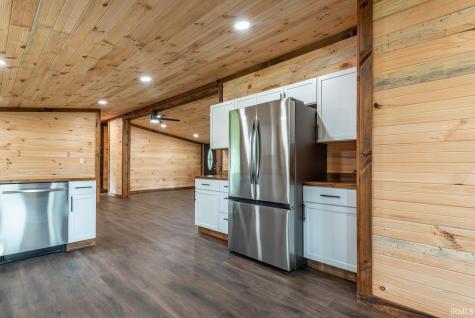 517 S 6th Street Mitchell IN 47446