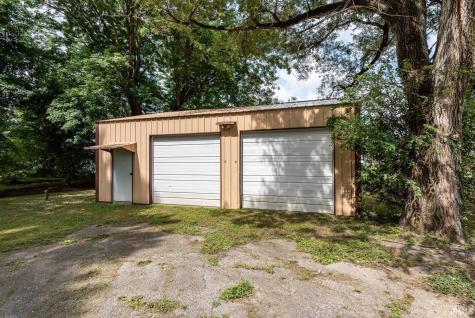 517 S 6th Street Mitchell IN 47446
