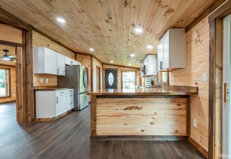 517 S 6th Street Mitchell IN 47446