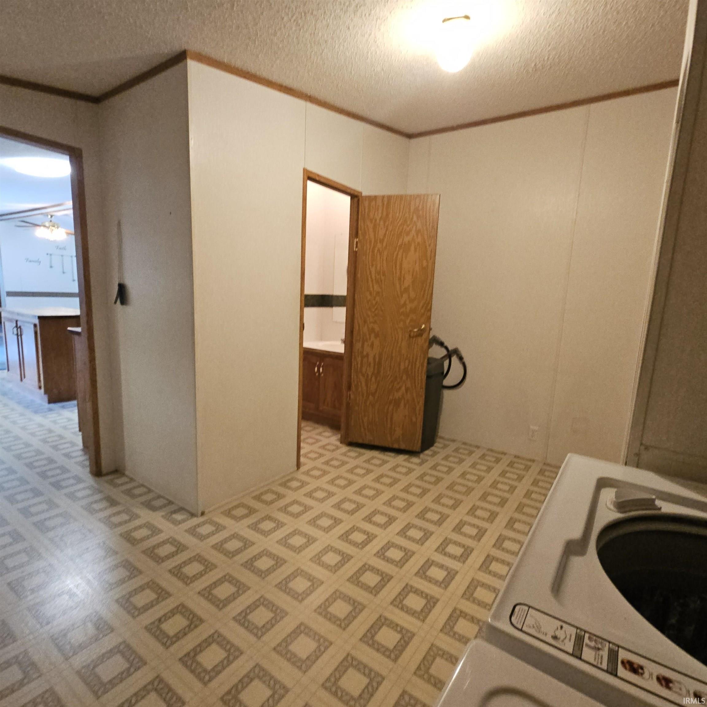 2668 S Southwood Drive Warsaw IN 46580