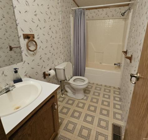 2668 S Southwood Drive Warsaw IN 46580