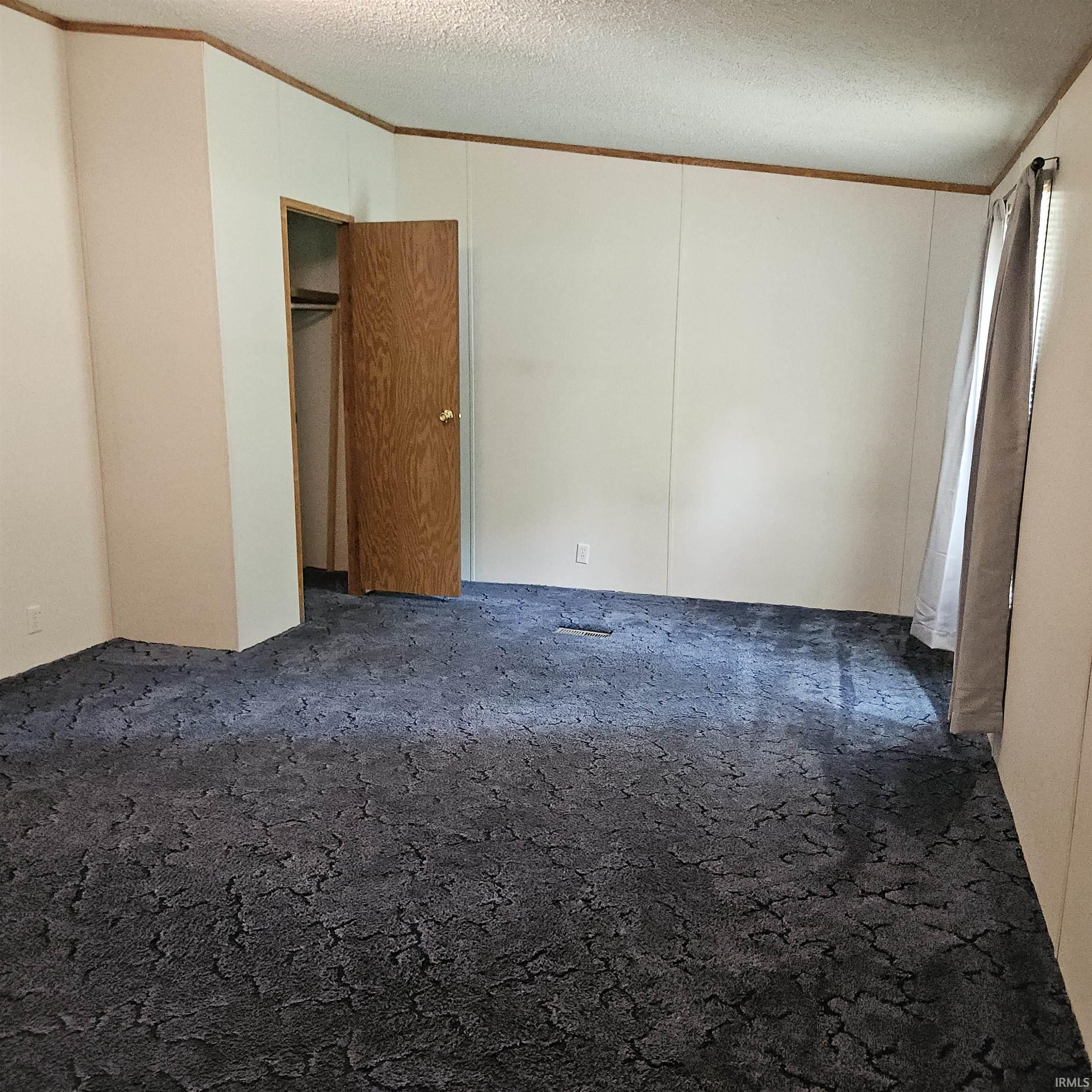 2668 S Southwood Drive Warsaw IN 46580