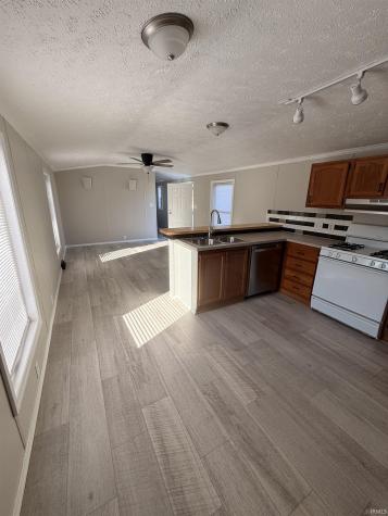 3757 N 900 Cromwell IN 46732