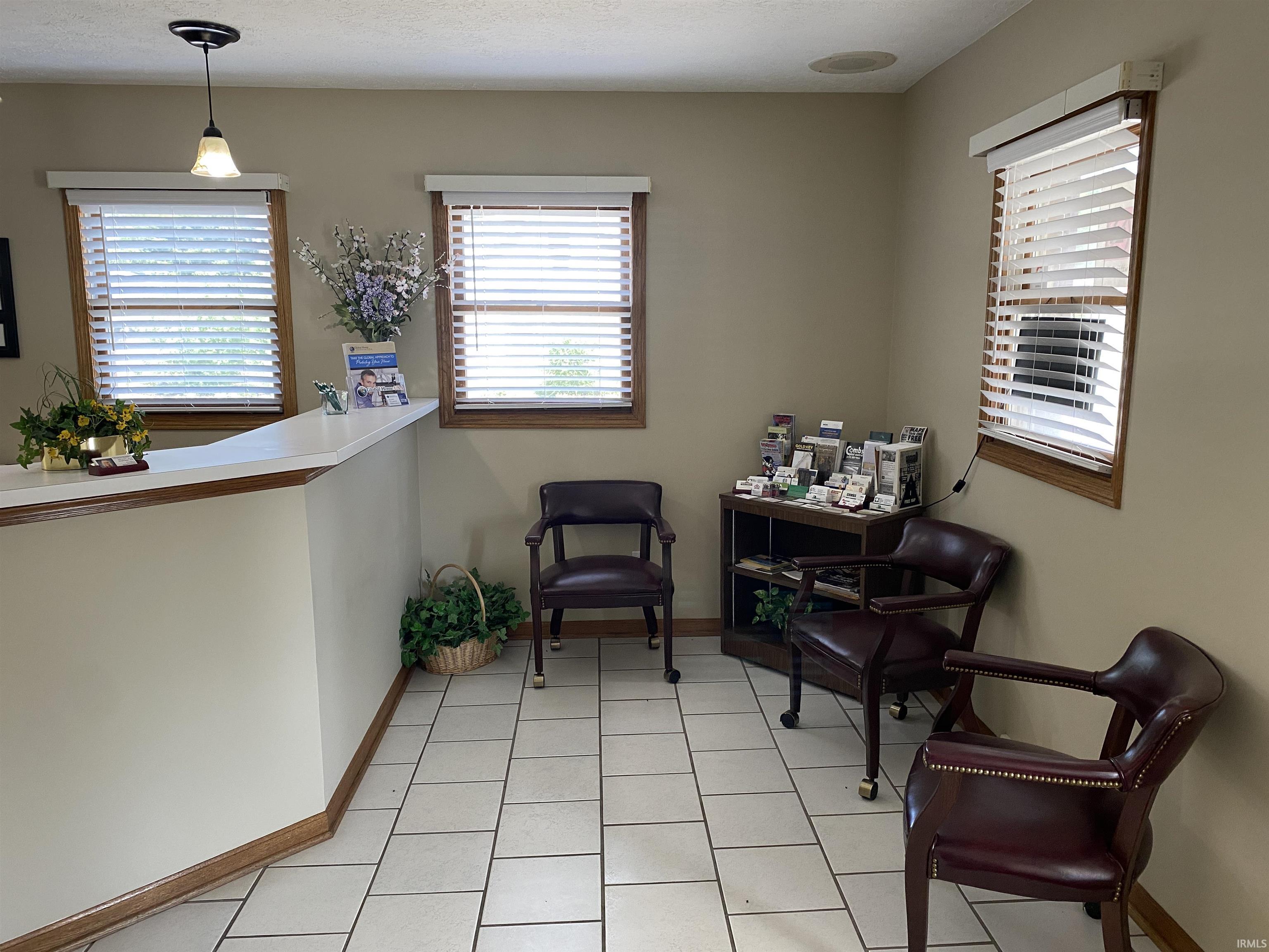 601 S Heaton (US 35) Knox IN 46534