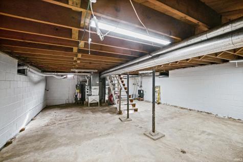 1601-1603 N Maish Road Frankfort IN 46041