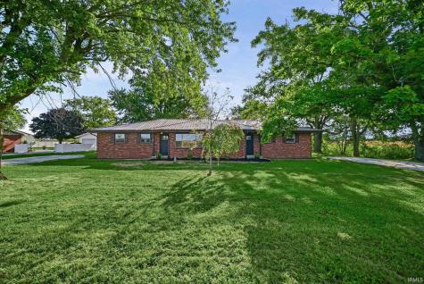 1601-1603 N Maish Road Frankfort IN 46041