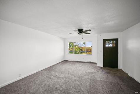 1601-1603 N Maish Road Frankfort IN 46041